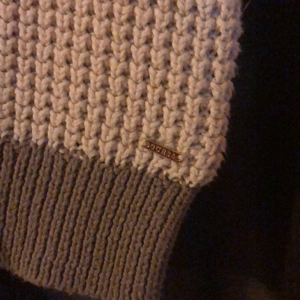 Sweater - Picture 3 of 4